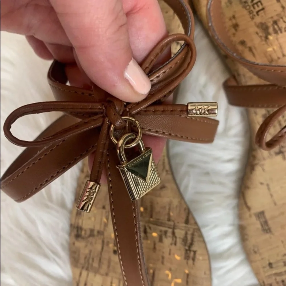 NWT. Michael Kors Demi Sash Sandals. Bow Tie and Lock Accent. - Picture 3 of 6